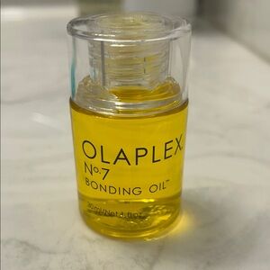 OLAPLEX No.7 Hair Bonding Oil